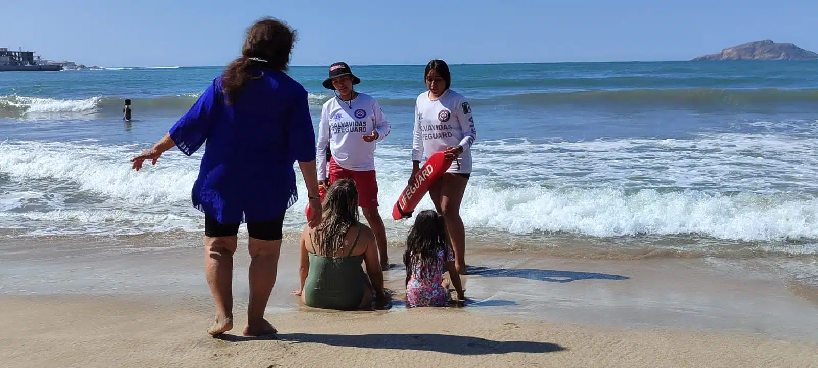 Advierten de oleaje elevado este fin de semana en playas de Mazatlán