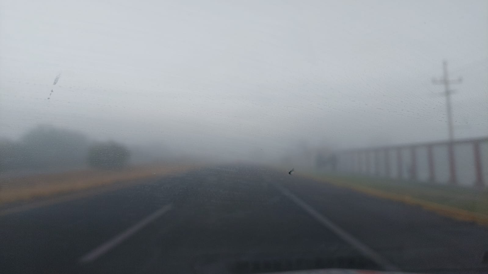 Alertan por bancos densos de niebla en Sinaloa