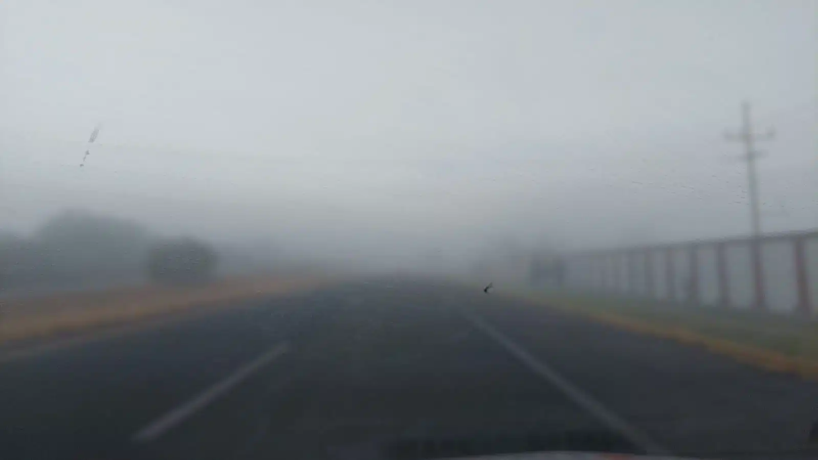 Alertan por bancos densos de niebla en Sinaloa