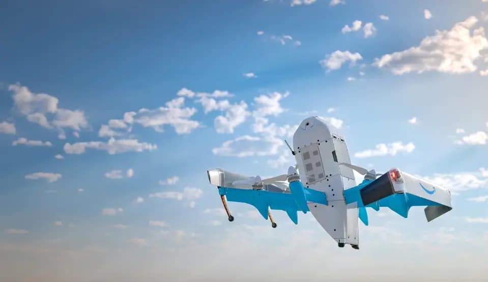 Amazon inicia entregas con drones en Phoenix, Arizona