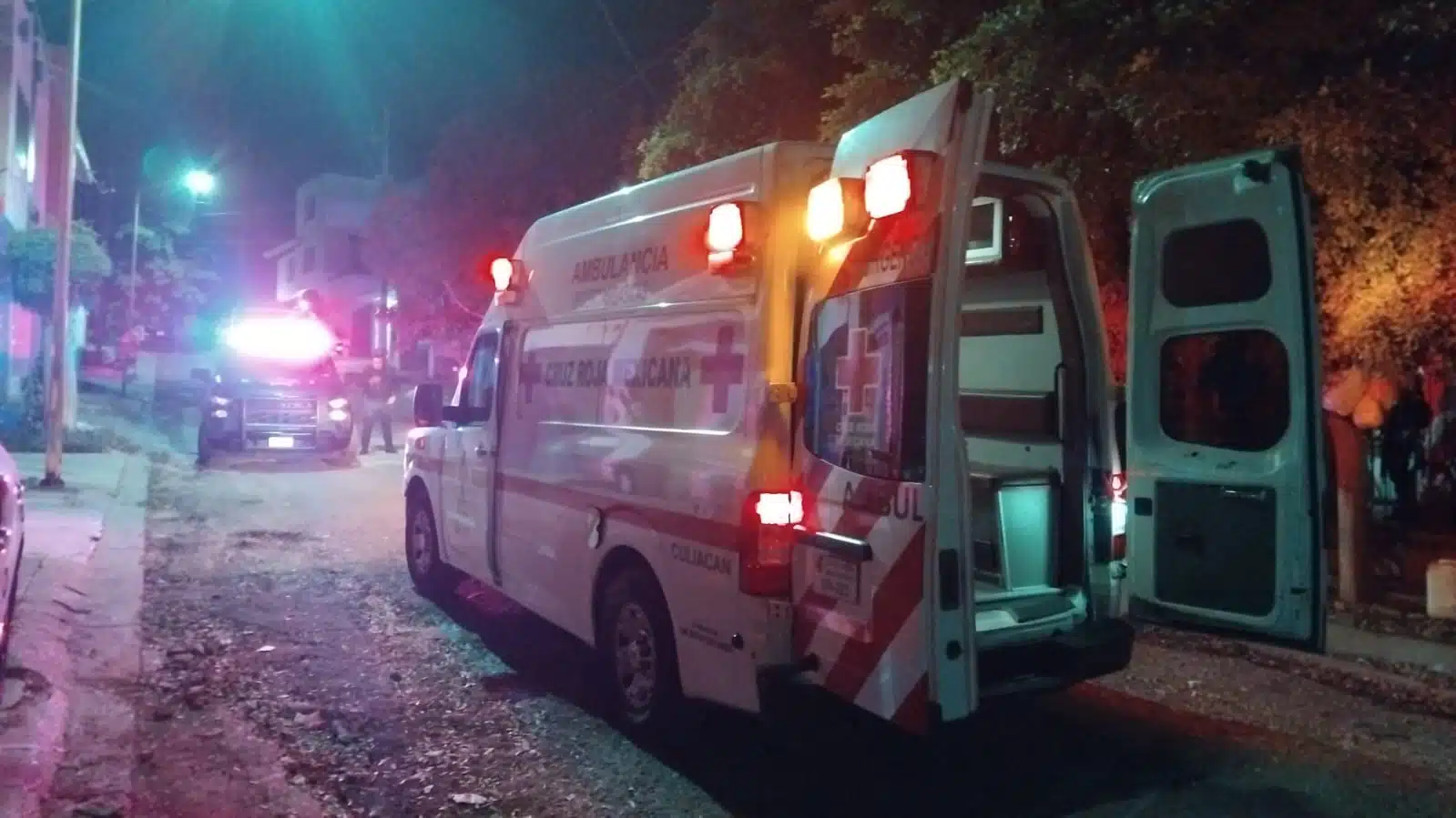 Ambulancia de la Cruz Roja Mexicana