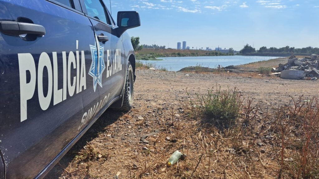 Asesinado y encadenado de los pies hallan a un hombre en el río Tamazula, al norte de Culiacán