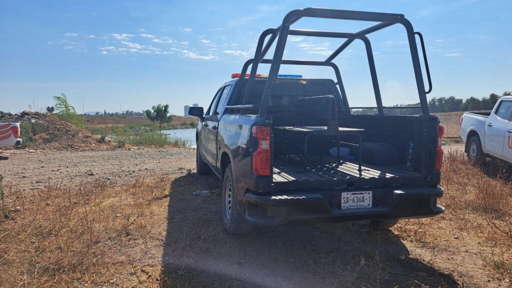 Asesinado y encadenado de los pies hallan a un hombre en el río Tamazula, al norte de Culiacán