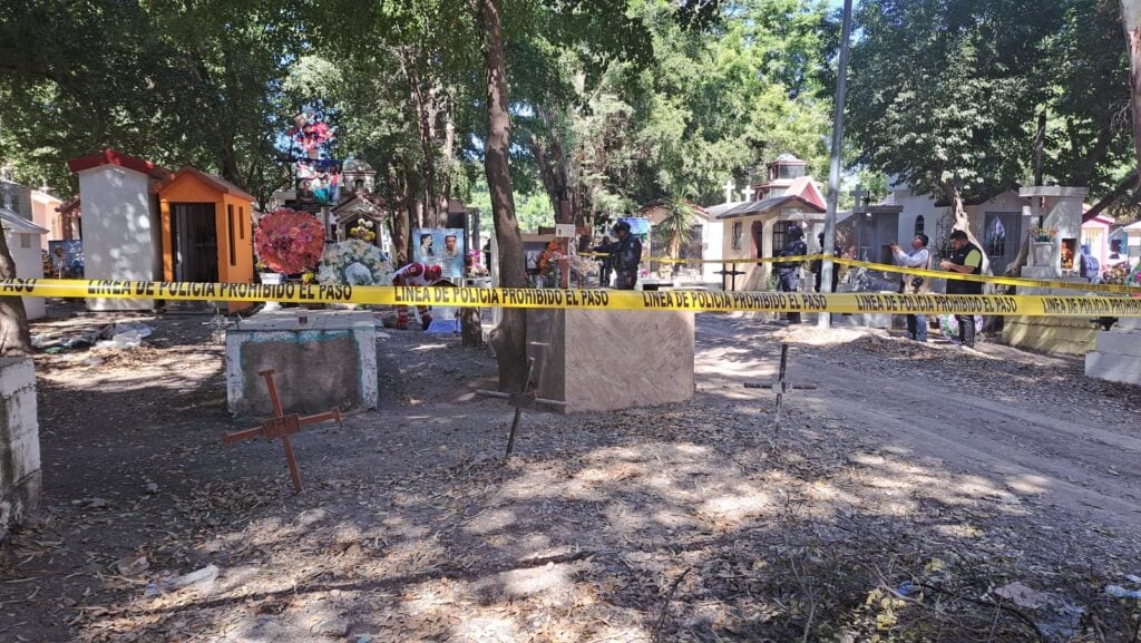 Asesinan a balazos a hombre en el panteón 21 de Marzo en Culiacán