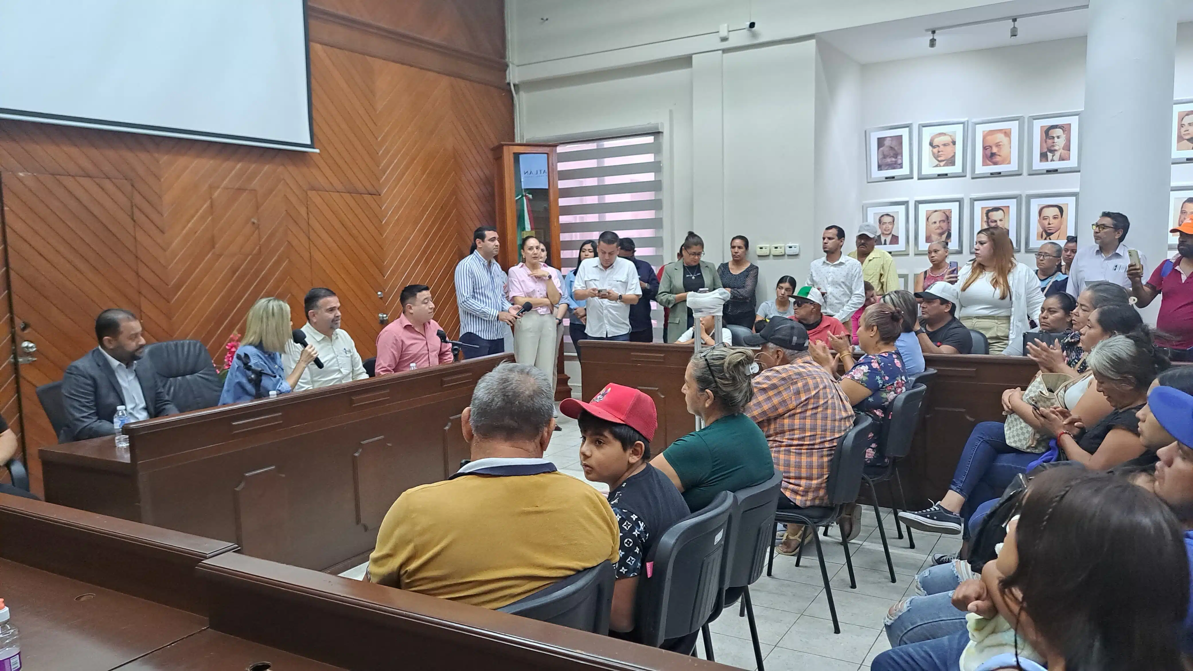 Atención a desplazados en Mazatlán