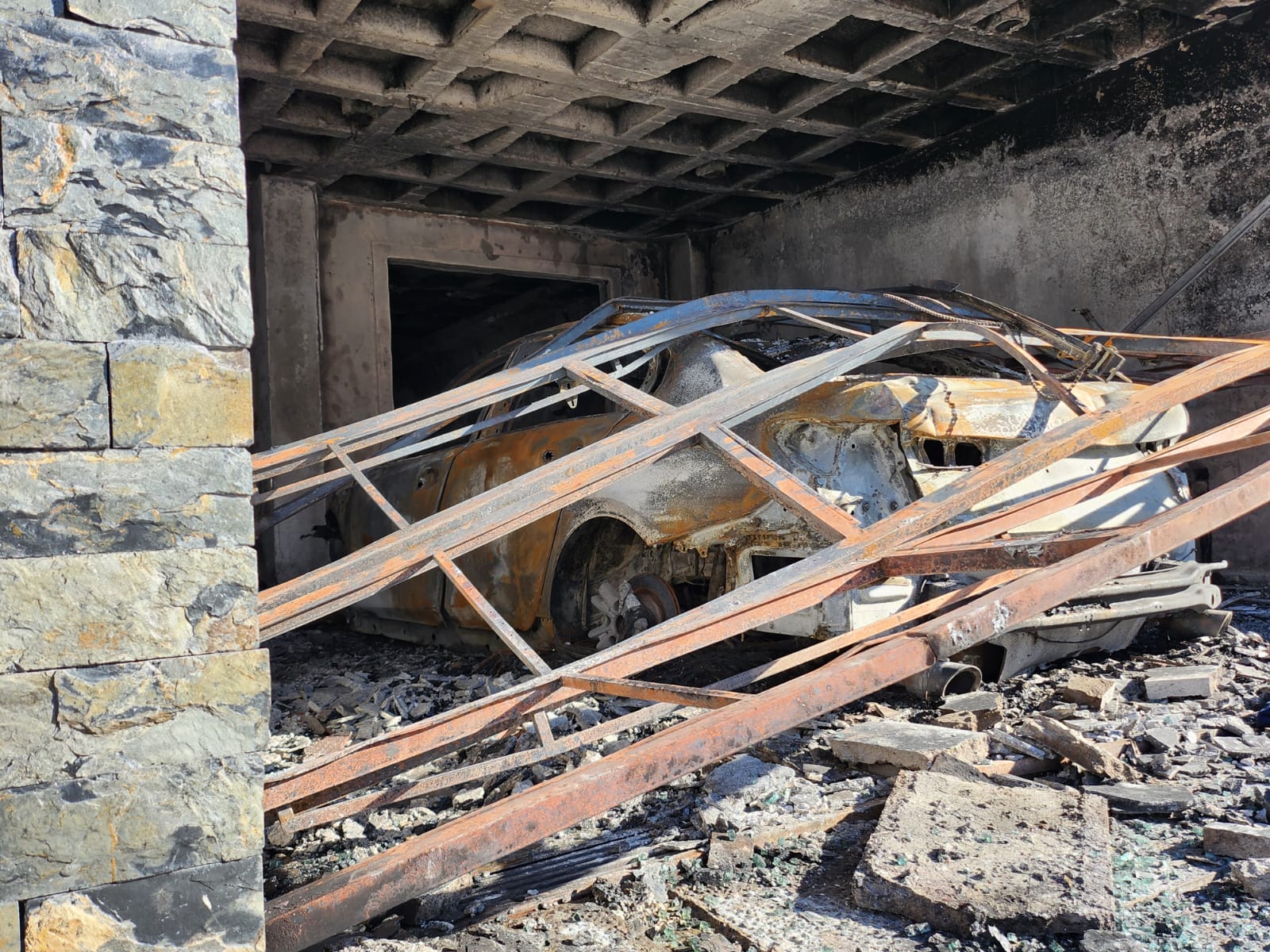 Casa Incendiada