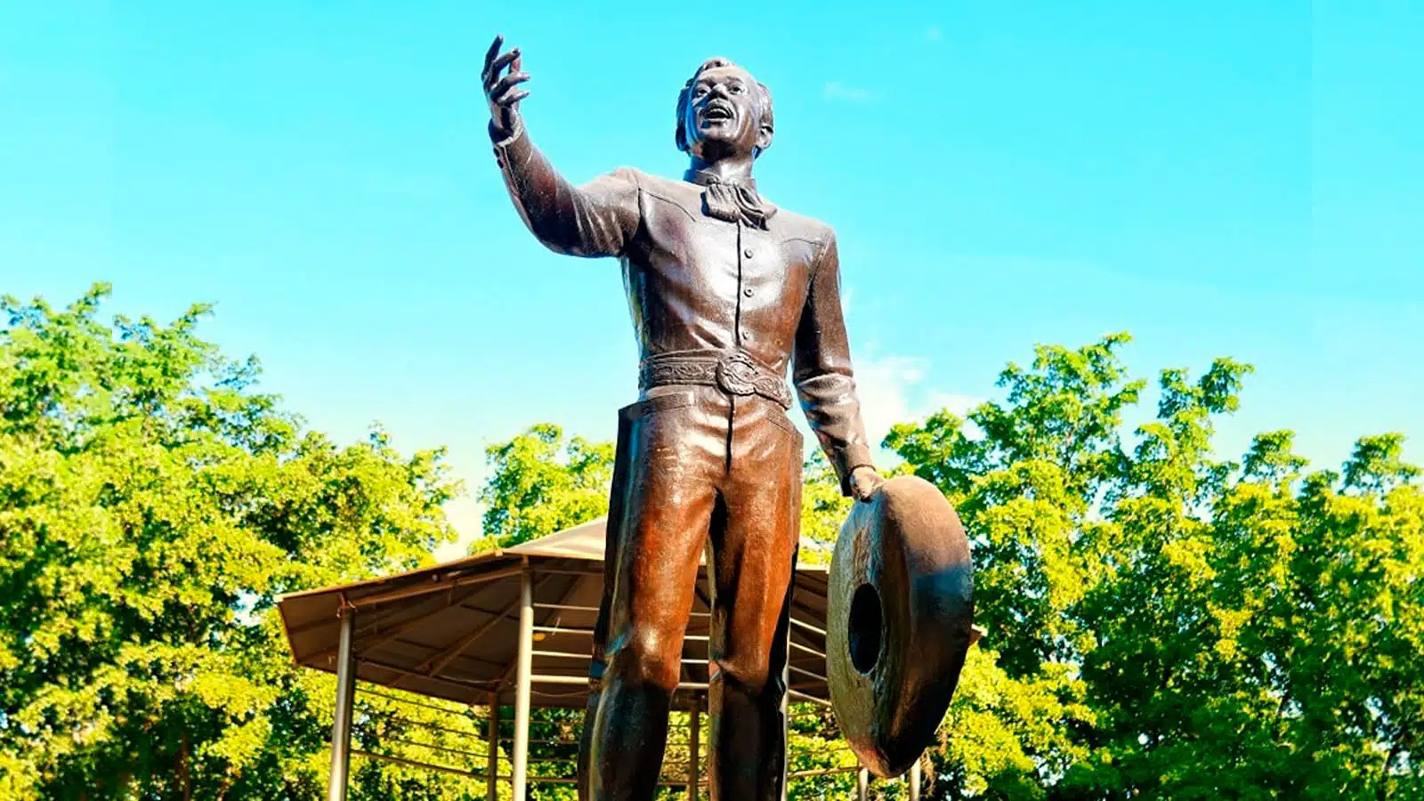 Celebran en Salvador Alvarado a Pedro Infante en su 107 aniversario