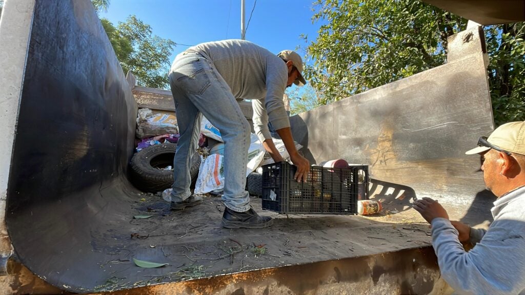 Jornada de limpieza en espacios educativos para reducir la reproducción del mosco transmisor del dengue