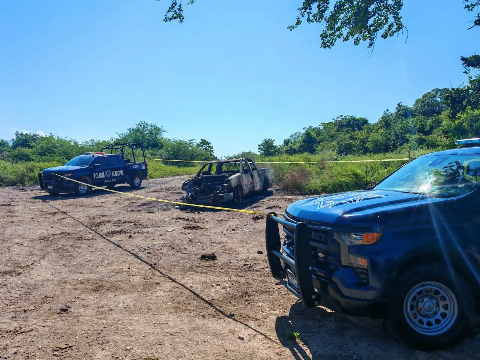 Encuentran hombre carbonizado en camioneta incendiada sierra rosario