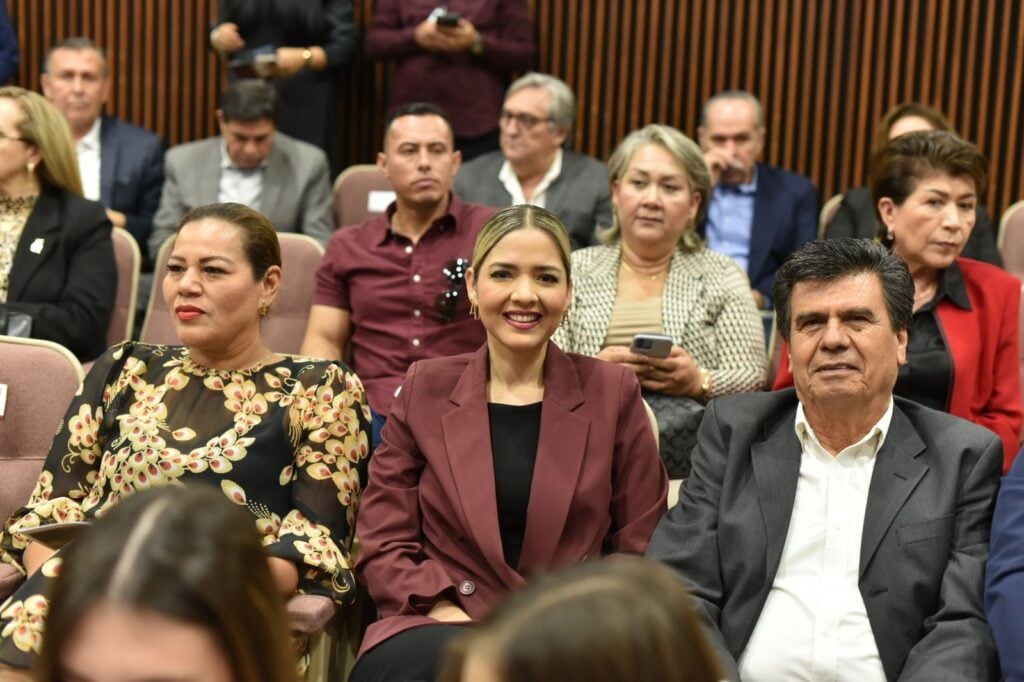 Estrella Palacios Domínguez en el tercer Informe de Gobierno de Rubén Rocha Moya.