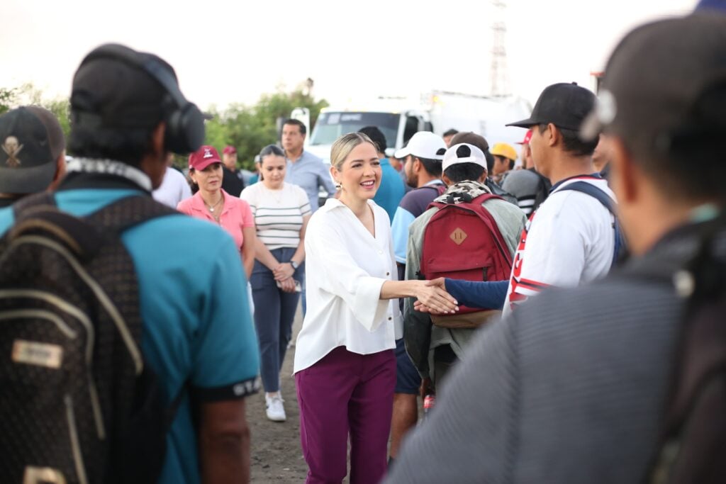 Estrella Palacios en instalaciones del departamento de Aseo Urbano