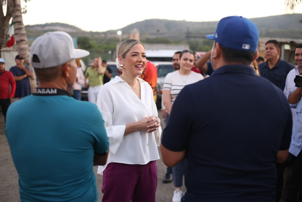 Estrella Palacios en instalaciones del departamento de Aseo Urbano