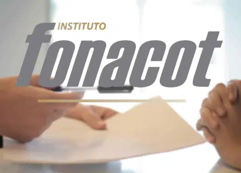 ¿Fonacot consulta el historial crediticio del trabajador antes de aprobar el crédito?