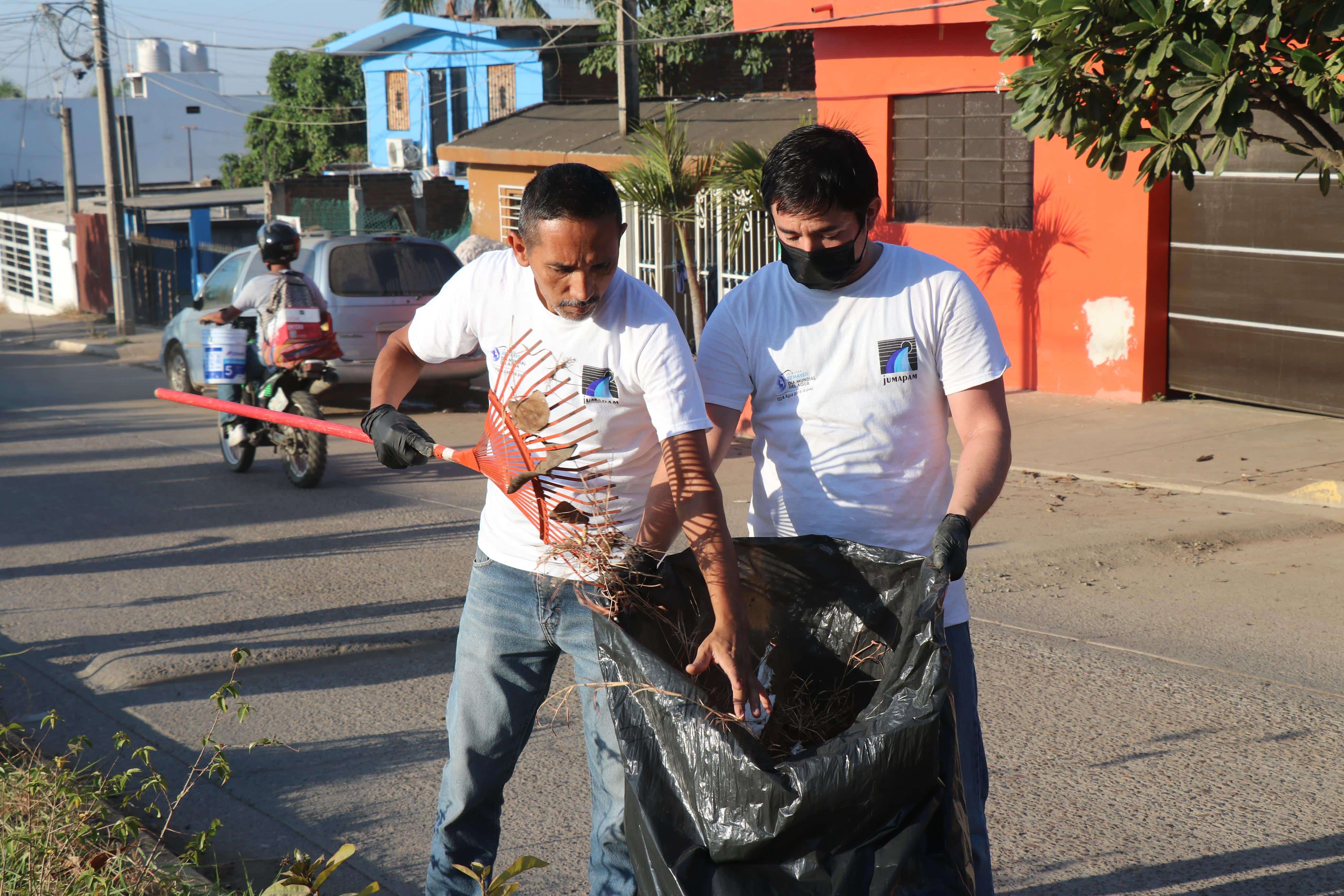 Grandes resultados logran Jumapam en jornada de servicios en la Ampliación Flores Magón2.