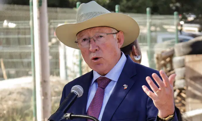 Cooperación entre México y EU desmanteló el Cártel de Sinaloa, asegura el embajador Ken Salazar