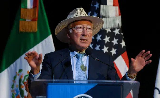 EU respalda las declaraciones de Ken Salazar sobre la estrategia de seguridad en México