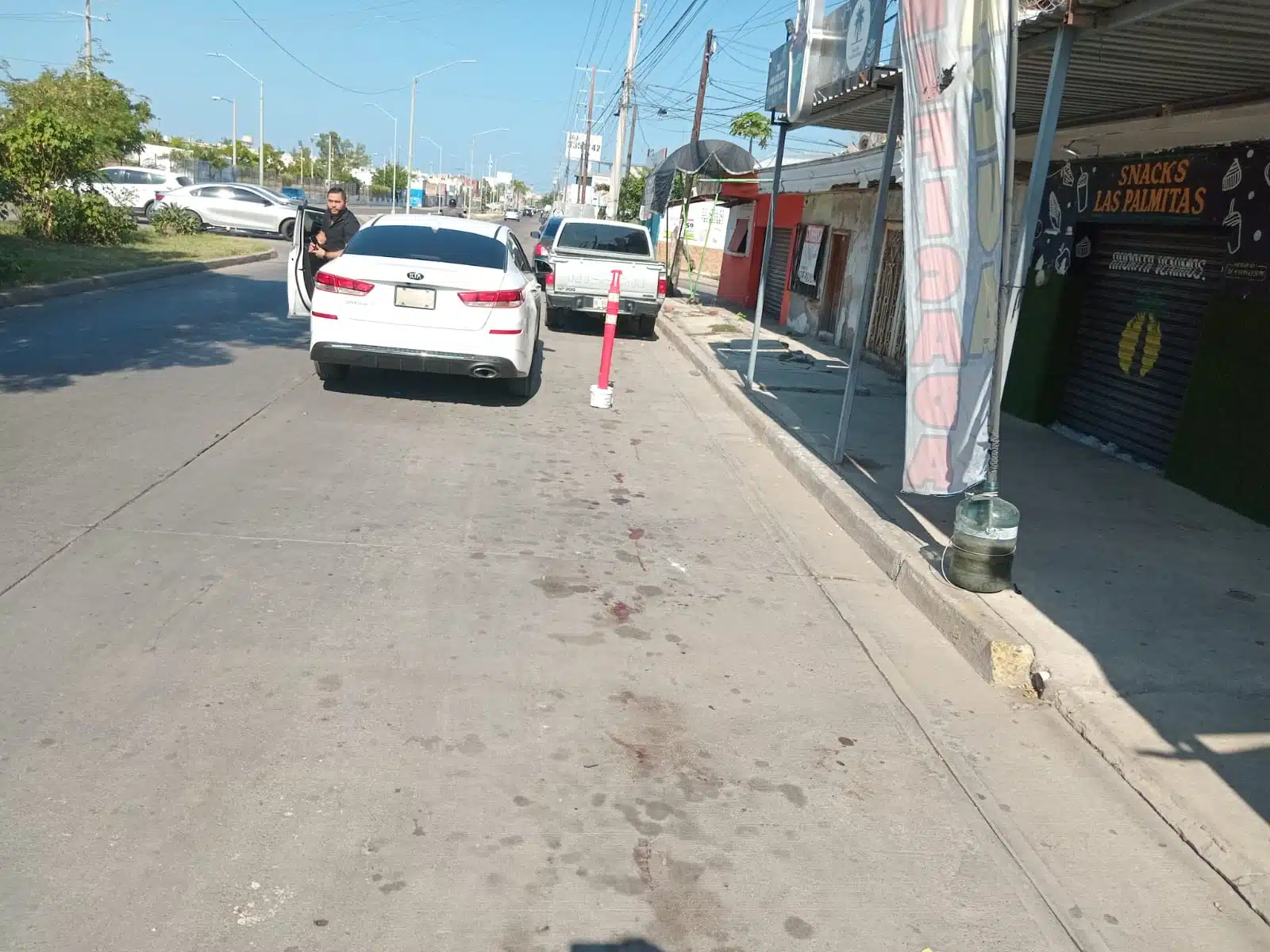 Localizan más rastros de sangre en la Sánchez Celis, Mazatlán