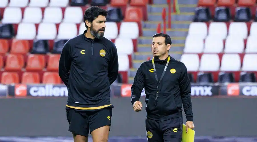 “Loco” Abreu envía mensaje tras triunfo de Dorados