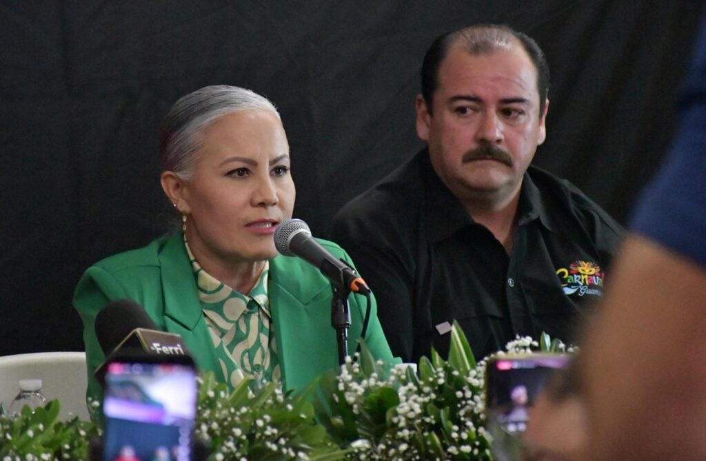 Lupita López González en la conferencia de prensa del Carnaval Guamúchil 2025