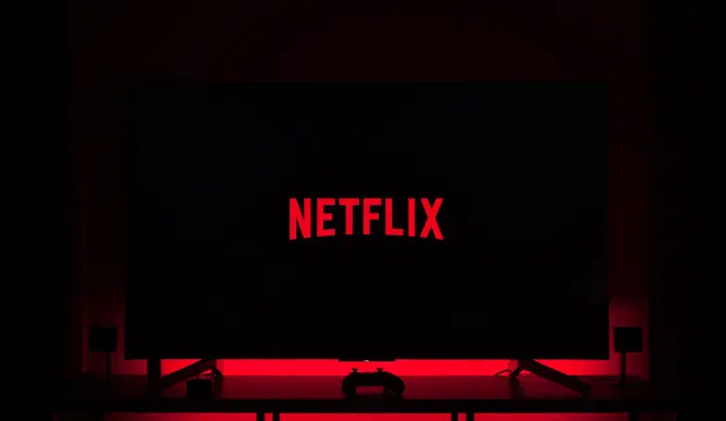 Una mezcla perfecta de terror y comedia: la película de Netflix que está conquistando a todos