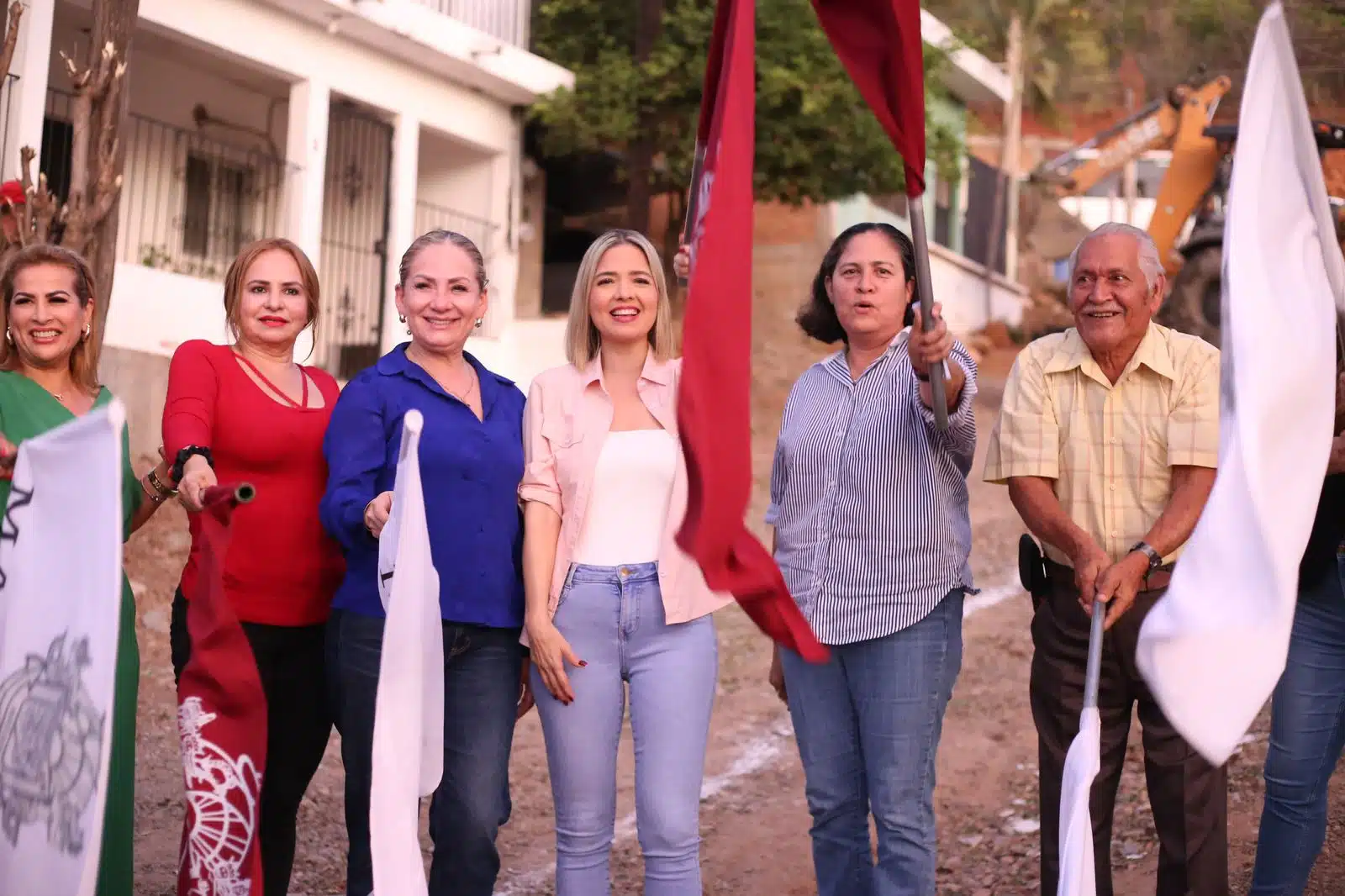 Inicia pavimentación de la calle Gansos en Mazatlán