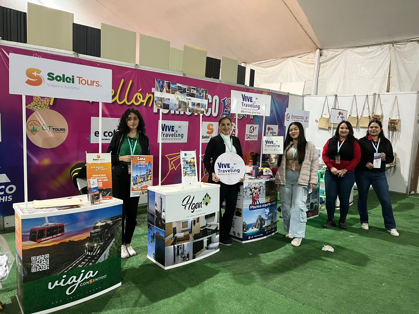 Publicidad Turismo Pabellón Solei Tours en la Feria Canaco Los Mochis 2024