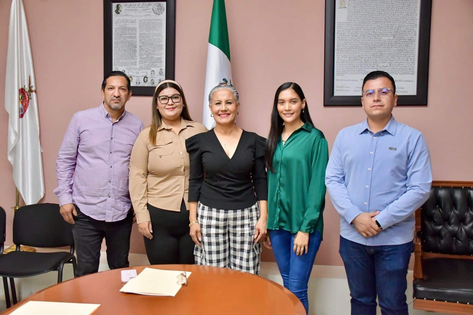 Rinde protesta el nuevo Comité de Transparencia en Salvador Alvarado