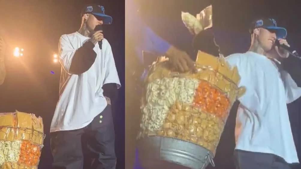 Santa Fe Klan conquista a sus fans al comprar todas las papas de un vendedor en pleno show