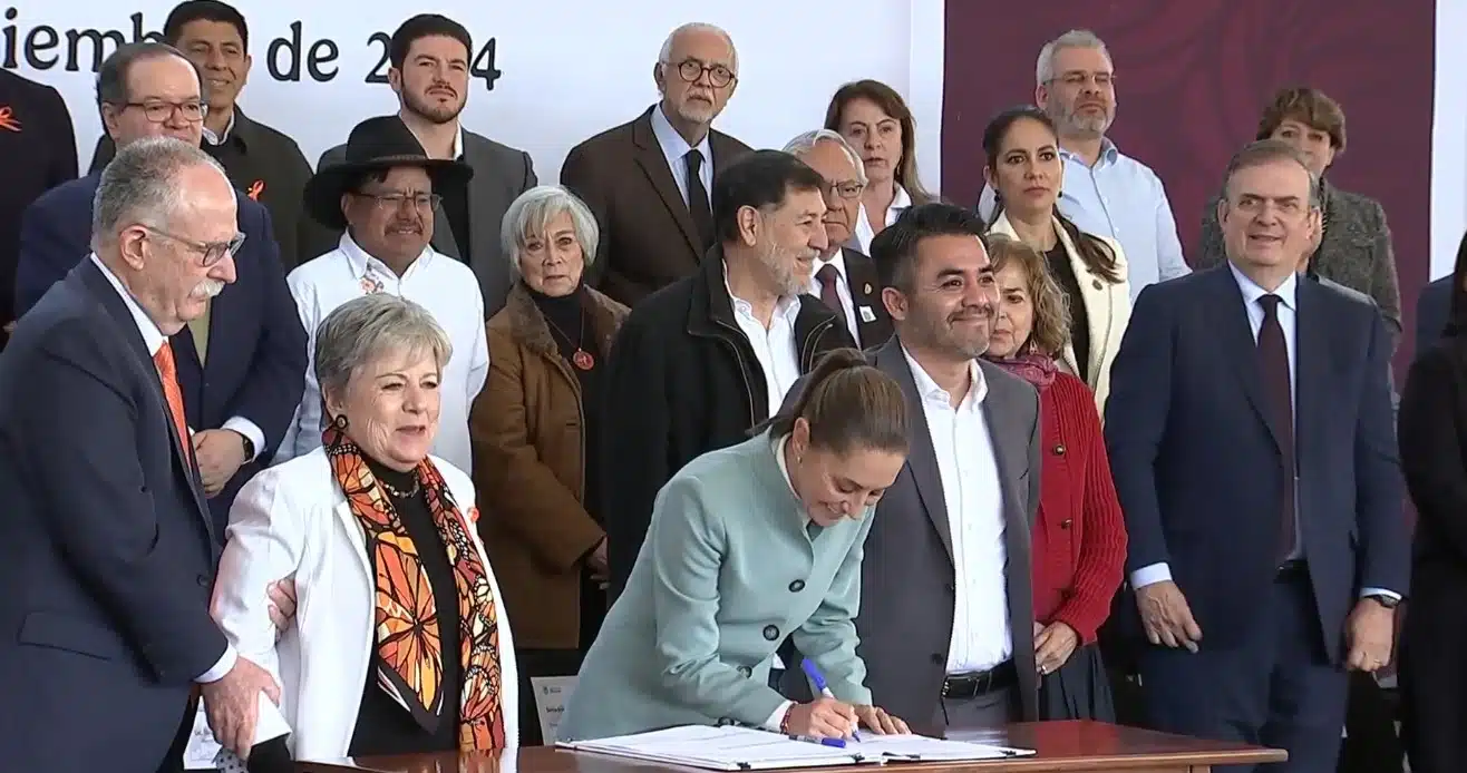 Sheinbaum firma el Acuerdo Nacional por el Derecho Humano al Agua