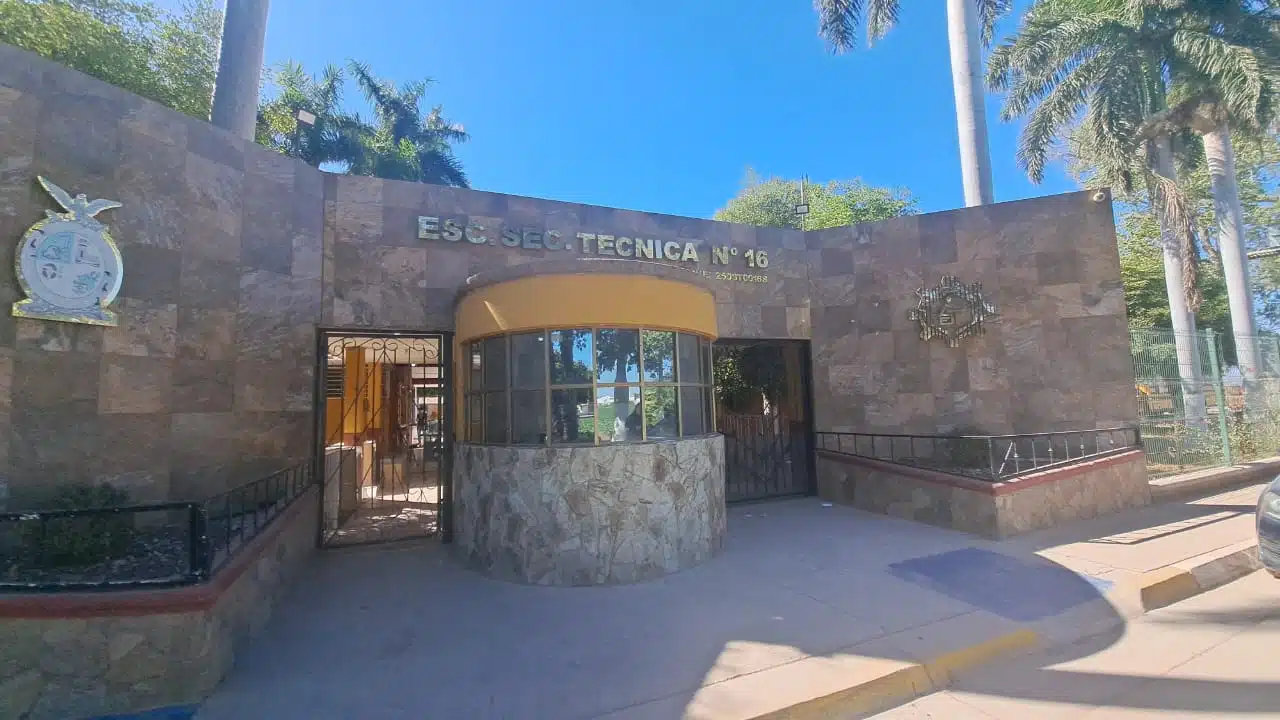 50 aniversario de Escuela Secundaria Técnica 16