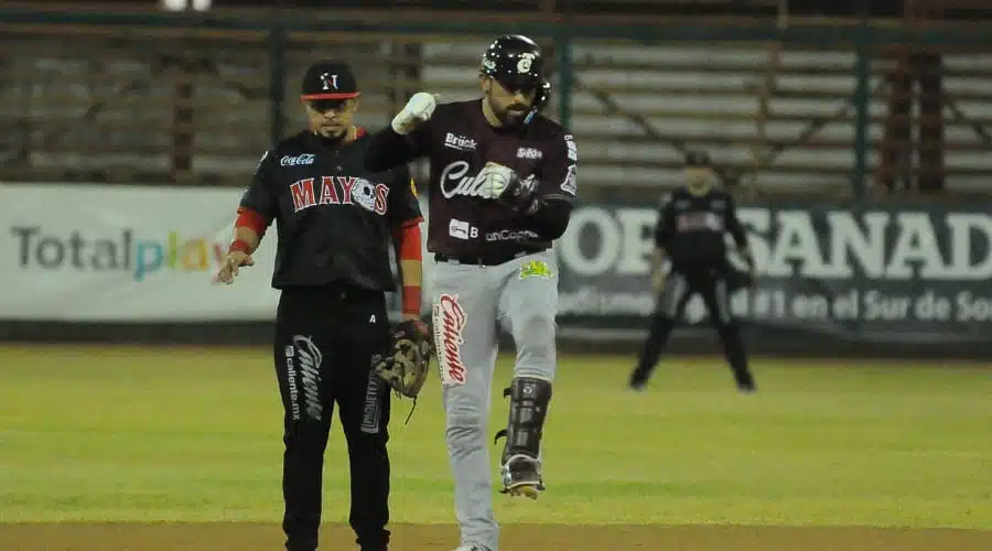 Juego entre Tomateros de Culiacán y Mayos de Navojoa este miércoles 13 de noviembre de 2024.