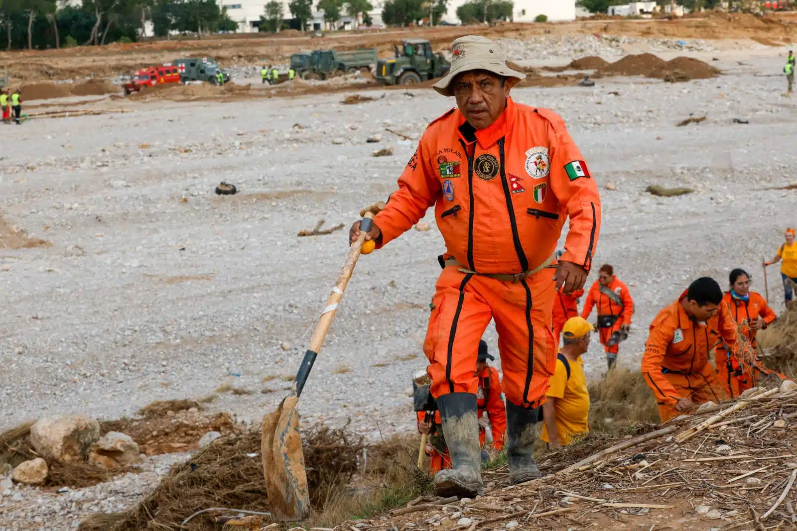 Topos Azteca viajan a Valencia para apoyar en los trabajos de búsqueda y rescate