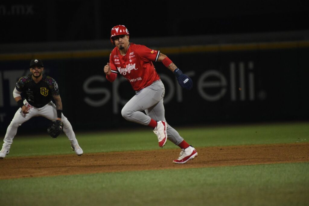 Venados armó tres gruesos rallys, destacando las cinco carreras en el primer inning