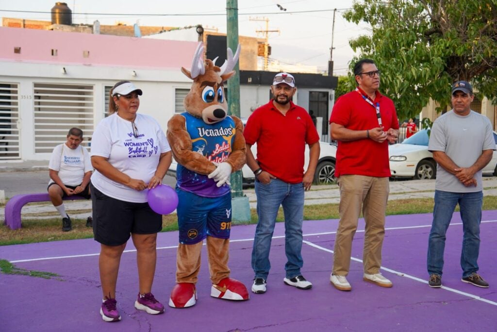 poner en marcha el proyecto V Girls en la cancha de la Villa Galaxia.