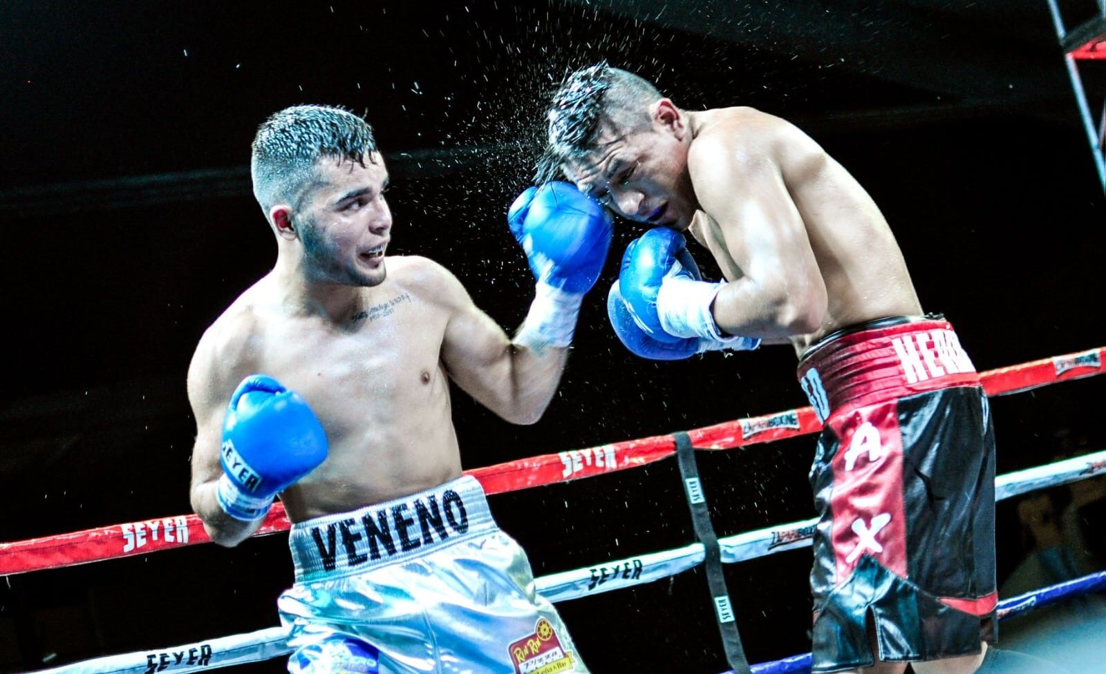 Jesús “Veneno” Aréchiga durante un combate.