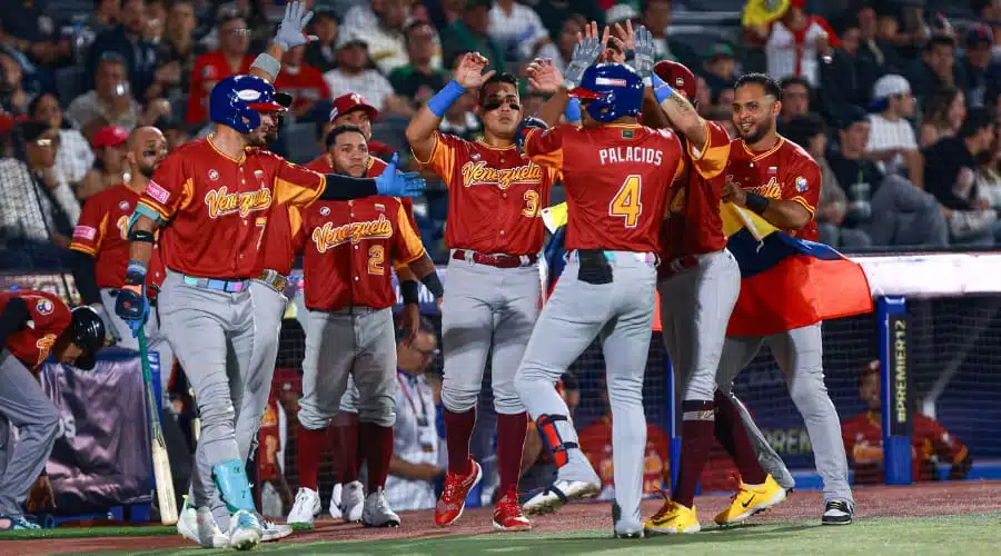 México cae ante Venezuela