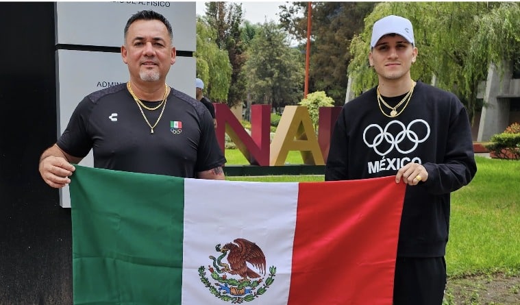 Marco Verde y su entrenador Radamés Hernández