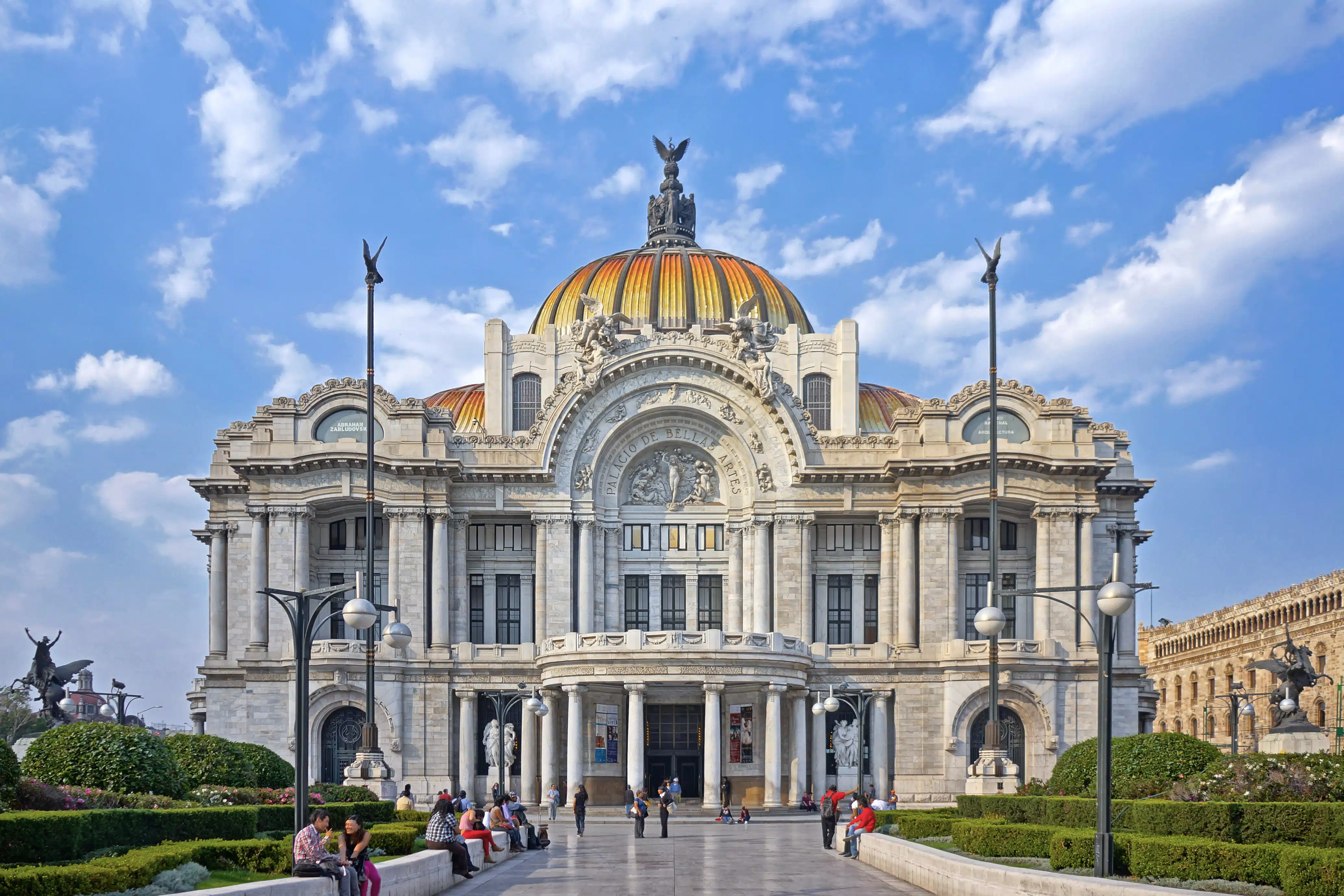 Ya hay fecha para el homenaje de Silvia Pinal en el Palacio de Bellas Artes