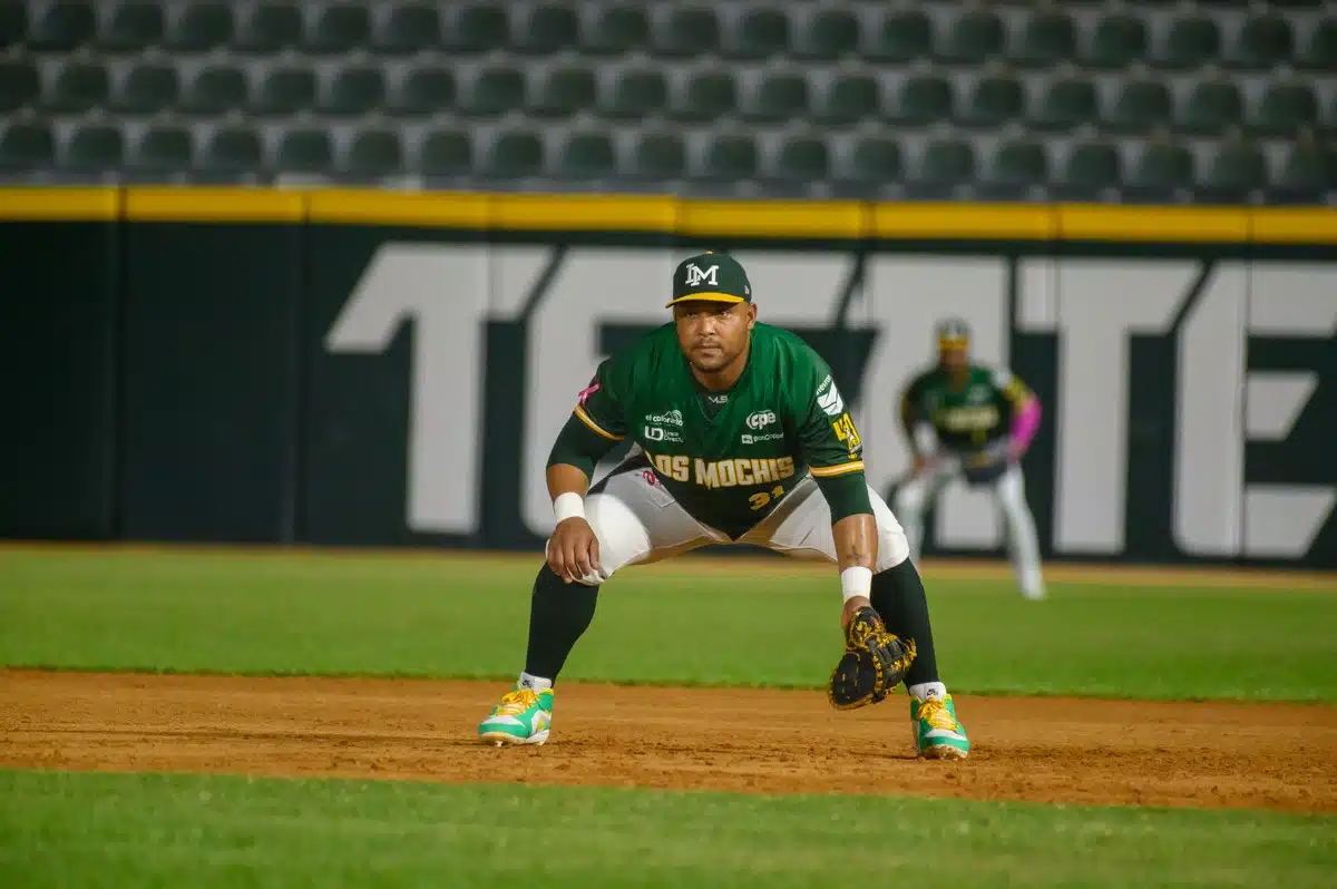 Yasmany Tomás se perdería la serie contra Naranjeros de Hermosillo y el lunes tendría nuevo chequeo