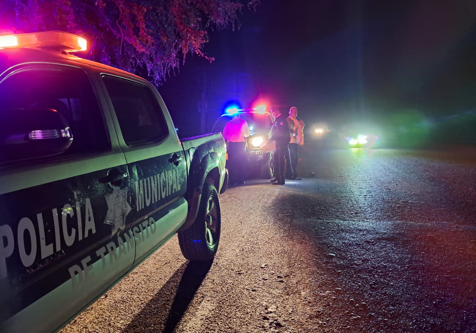 Policía de Tránsito en un accidente vial.