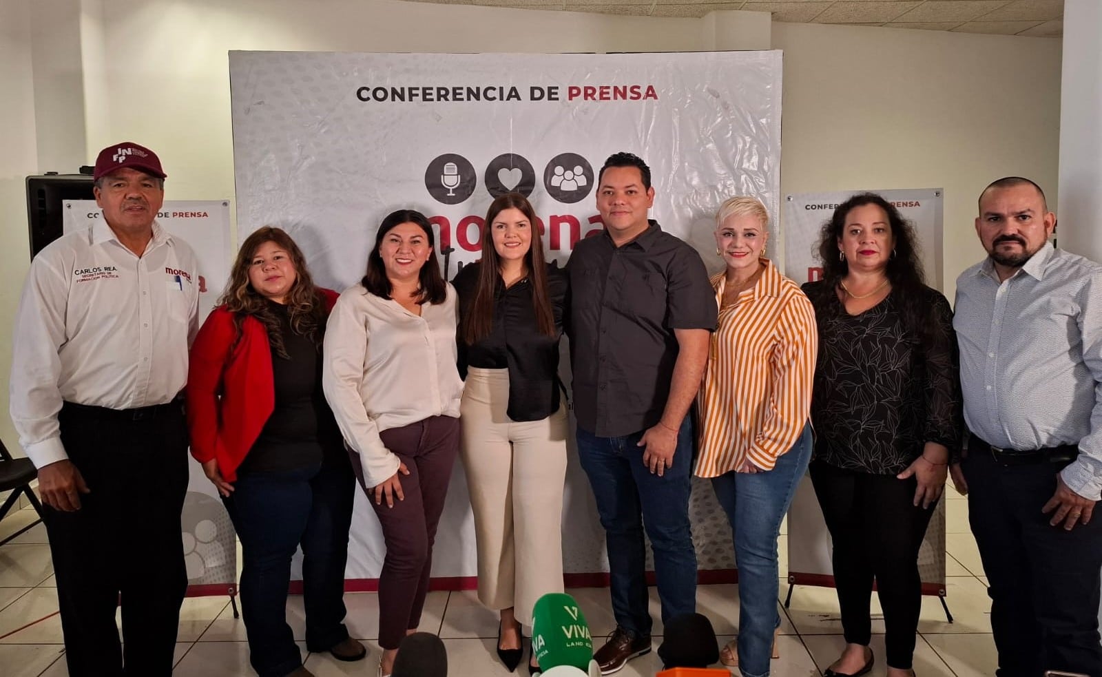 Merary Villegas Sánchez y afiliados de Morena