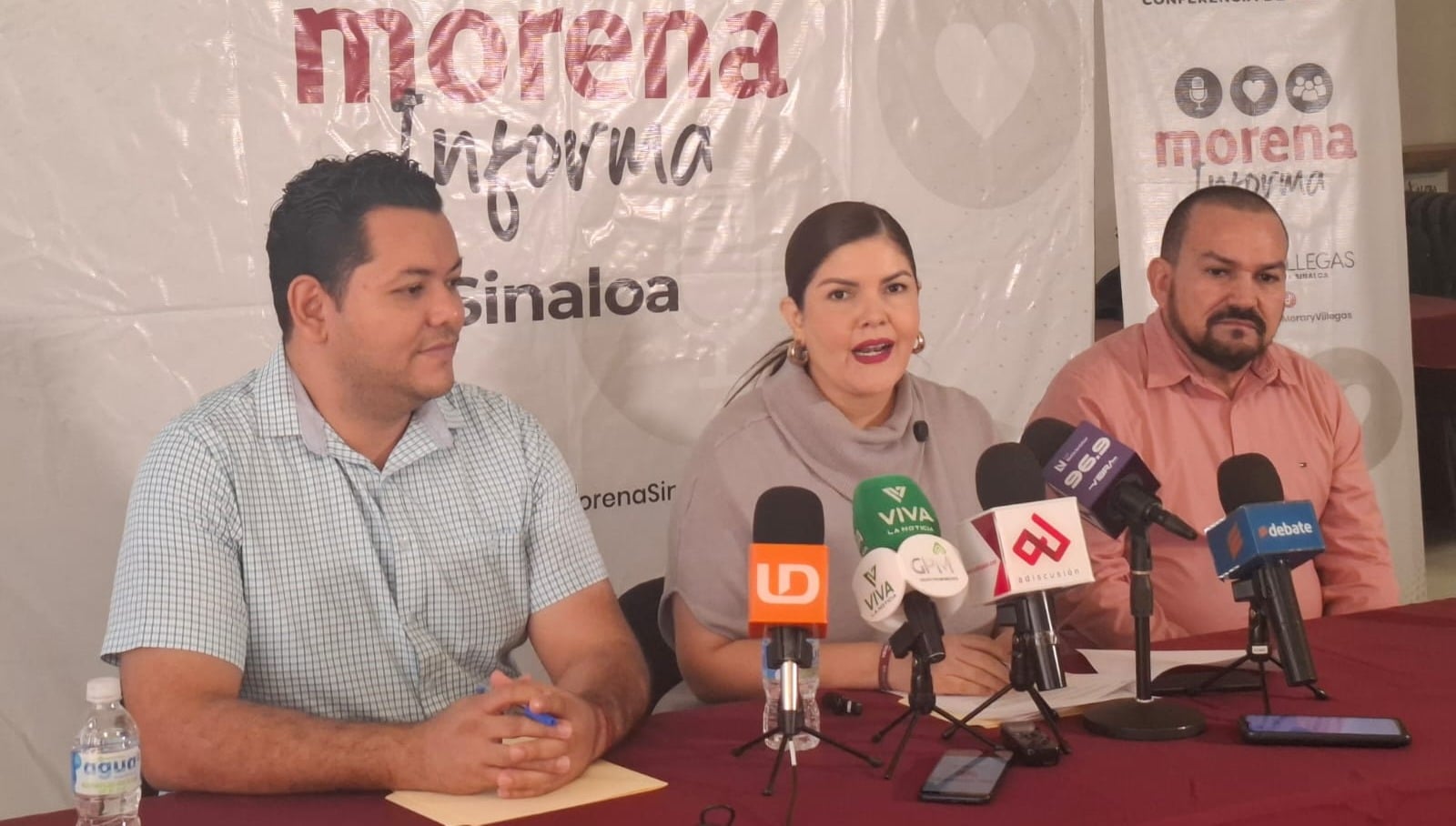 conferencia de prensa de Morena