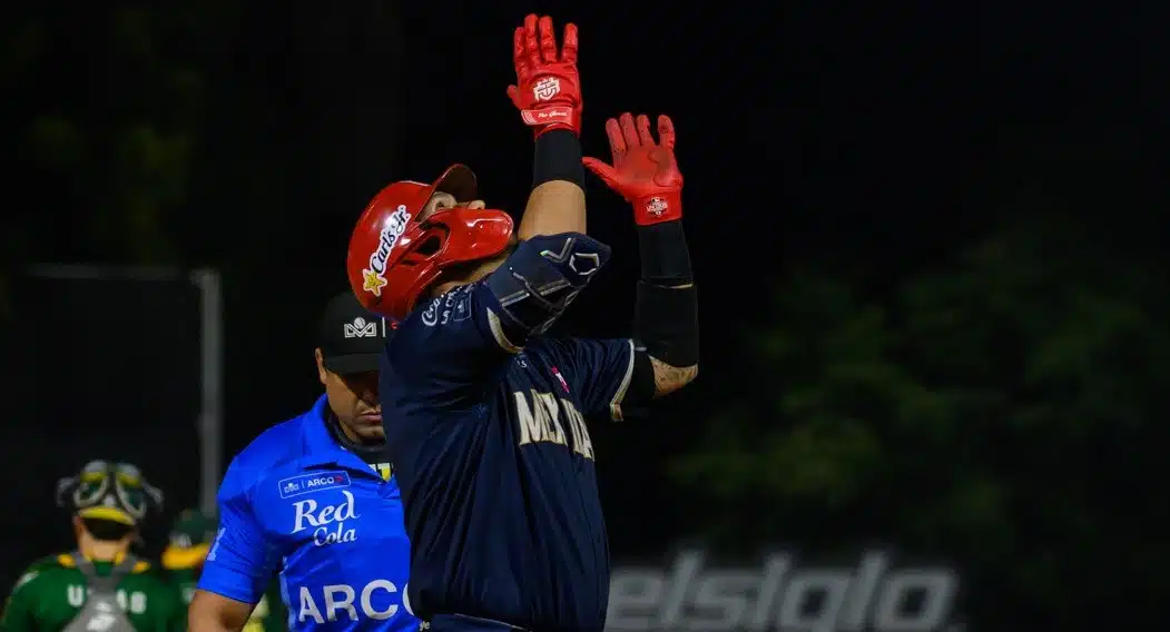 Alex Flores dio jonrón por Águilas de Mexicali