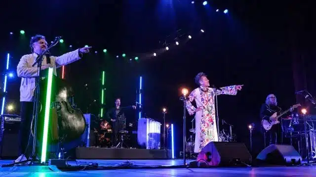 Café Tacvba celebra 35 años de carrera en el Estadio GNP con icónico concierto