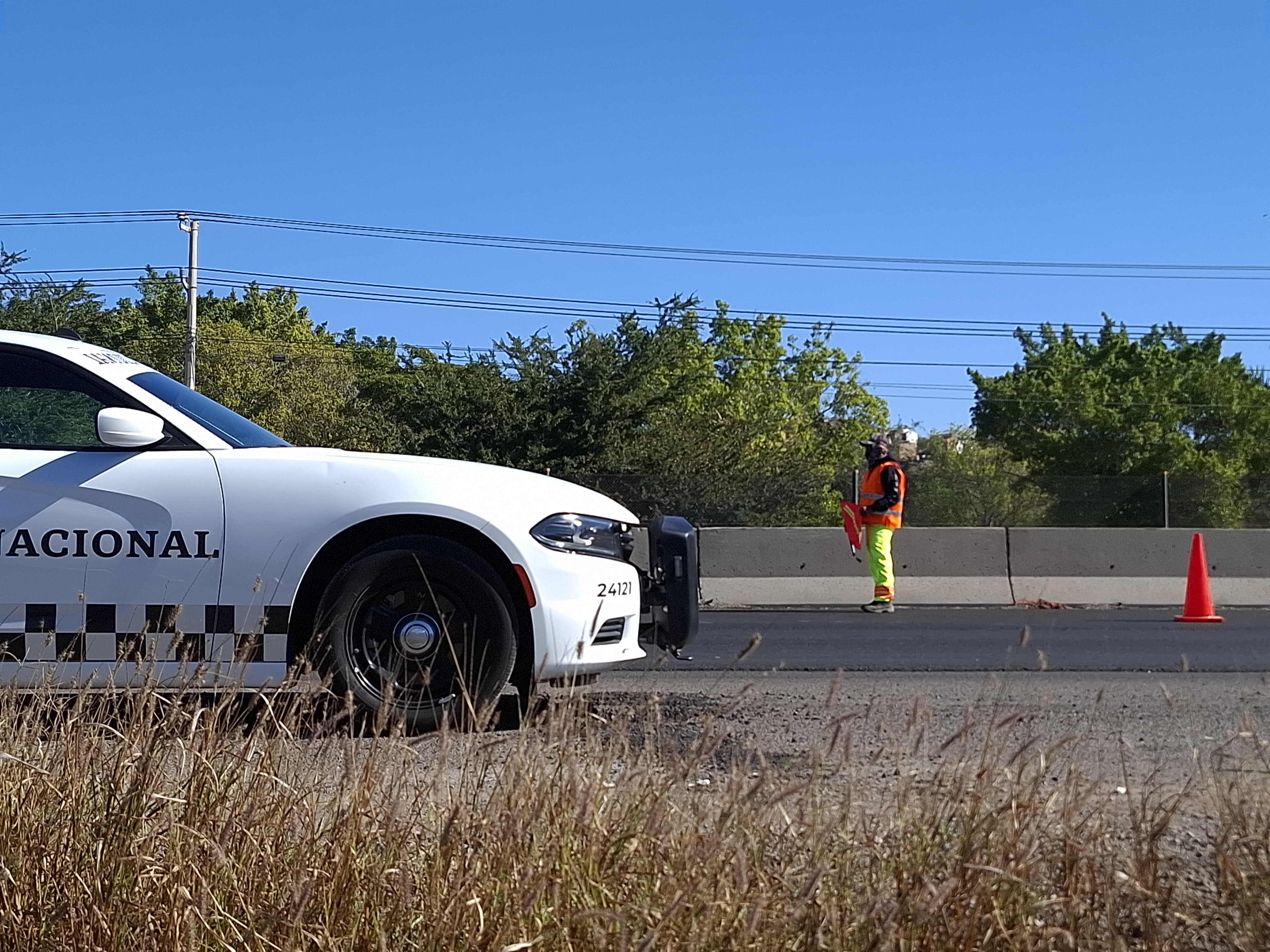 Carro de la Guardia Nacional División Carreteras