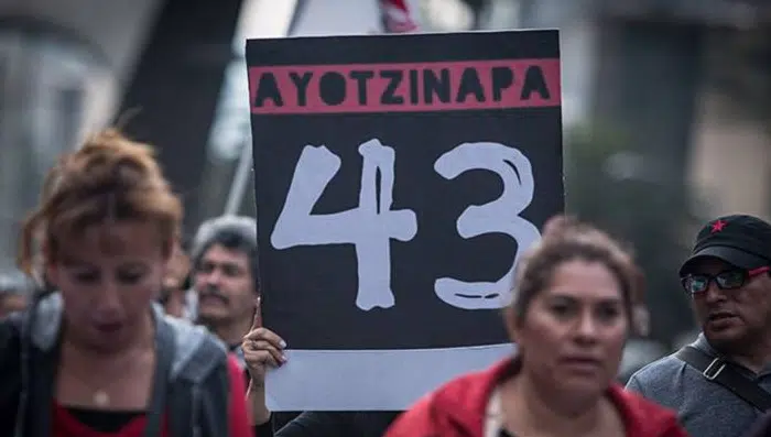 Sheinbaum se reúne con familiares del caso Ayotzinapa; propone nueva ruta de investigación