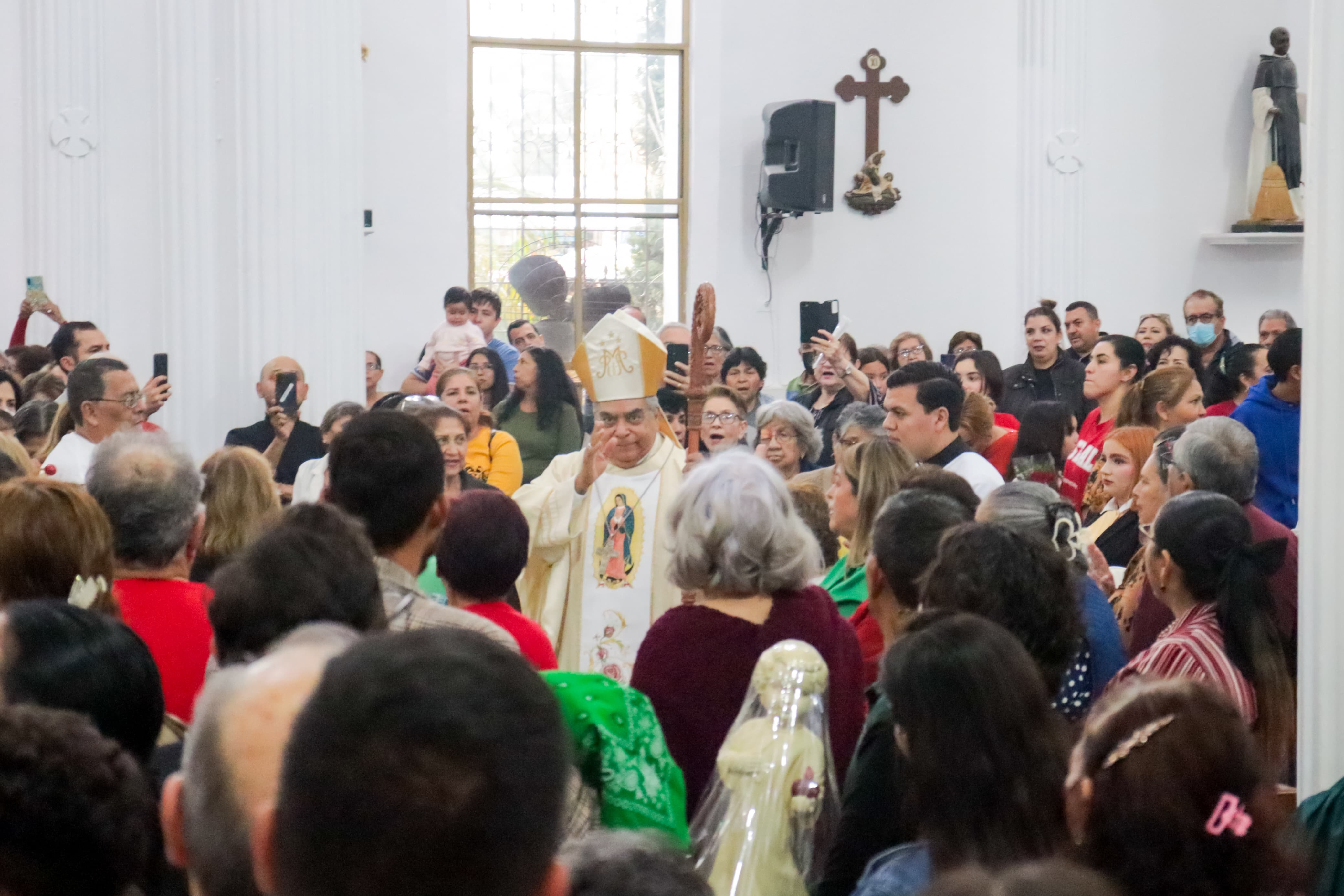 Celebraciones a la Virgen de Guadalupe en santuario de Los Mochis