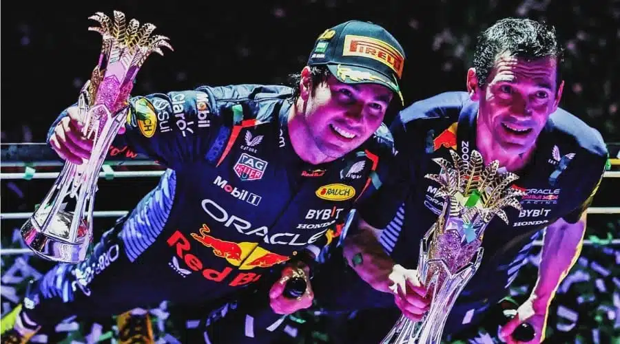 Checo Pérez es ratificado por Red Bull como su piloto para el 2025