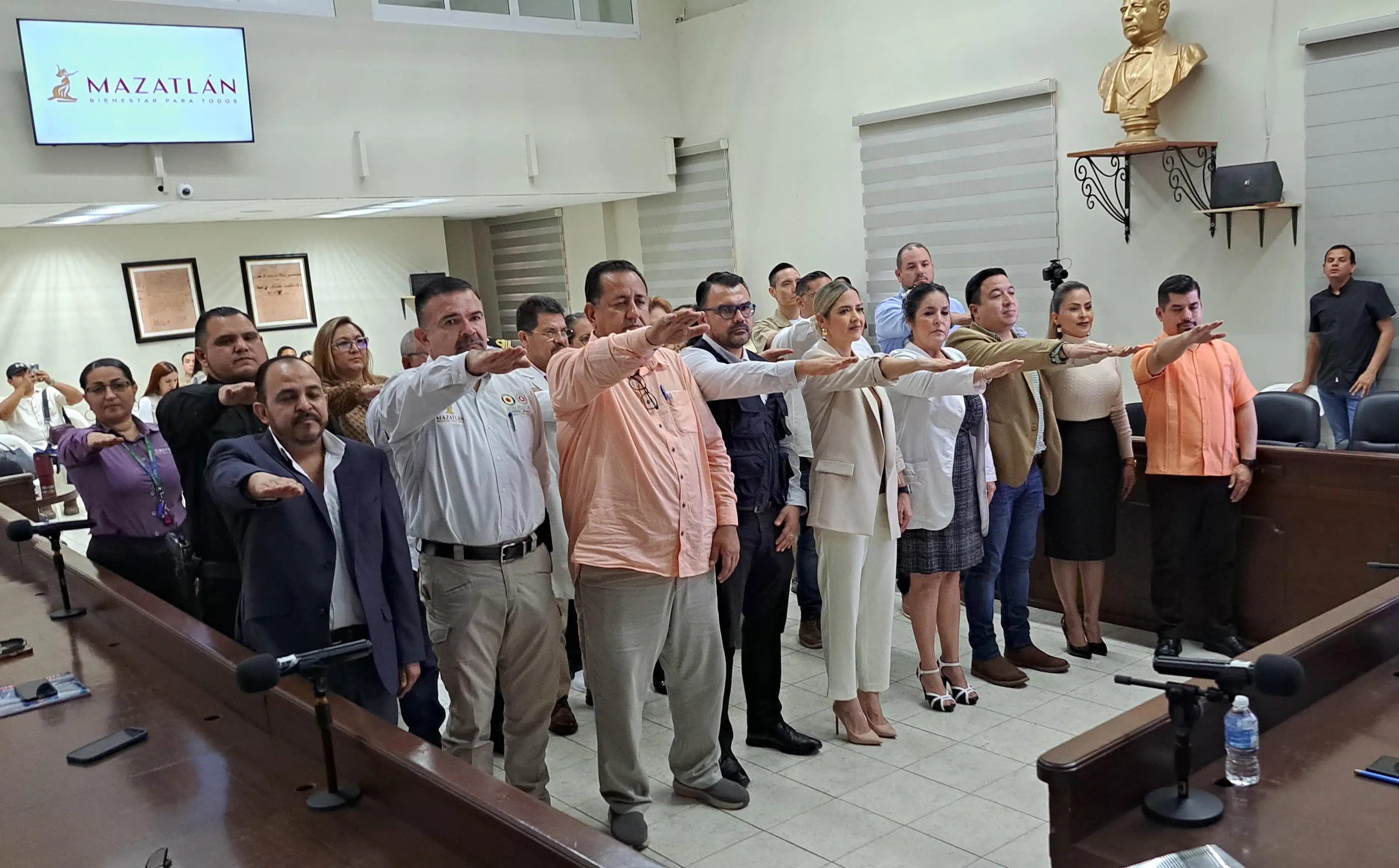 Toma de protesta de los integrantes del Comité Municipal de Salud de Mazatlán.