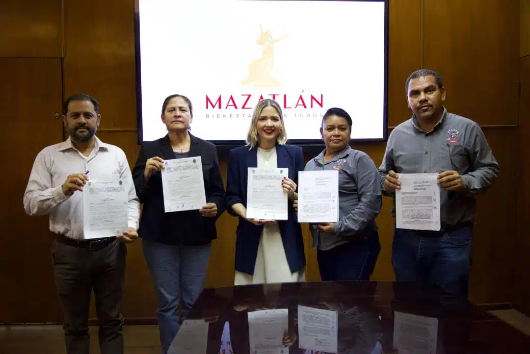 Contrato Colectivo con el Sindicato de Trabajadores al Servicio del Ayuntamiento de Mazatlán ESTRELLA PALACIOS MAZATLÁN